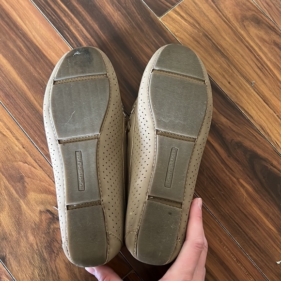 Tommy Hilfiger flats - Picture 3 of 3